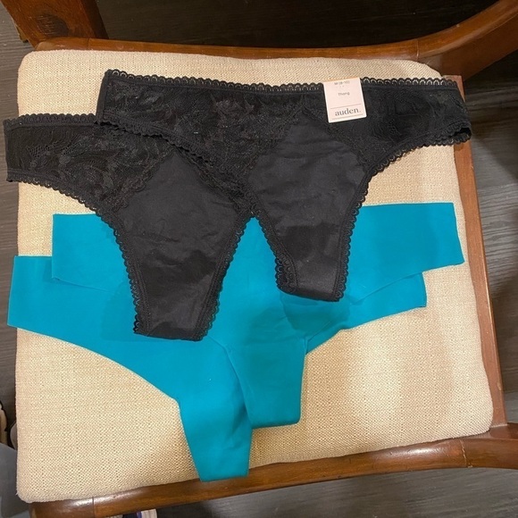 NEW Set of 4 Auden Thongs - Picture 1 of 3